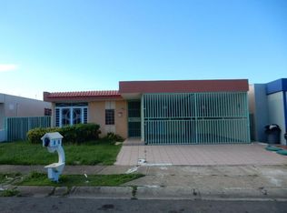 NN16 Calle Almirante, Carolina, PR 00987