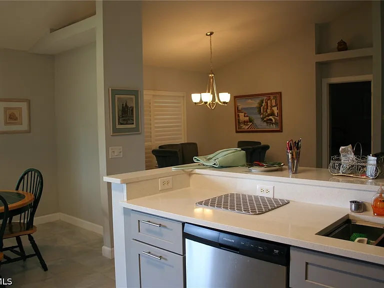 15472 Admiralty Cir #2 — Photo 15