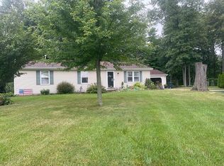 12945 Ashburn Rd, Wapakoneta, OH 45895
