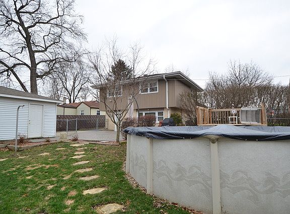 5th image of 10159 S 86th Ct