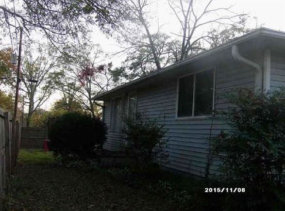 2nd image of 1401 Marie St NW