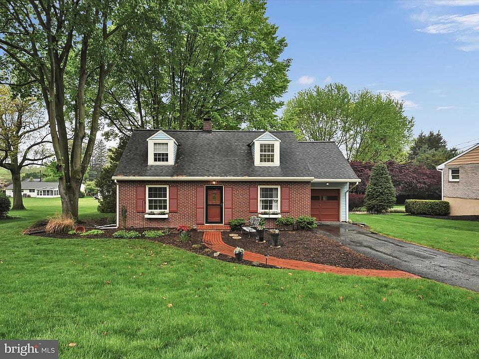 1st image of 52 Landis Dr