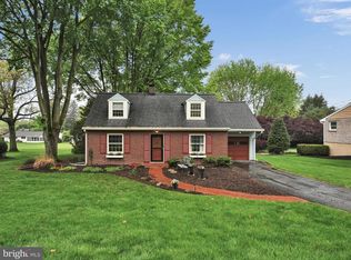 52 Landis Dr, Lancaster, PA 17602
