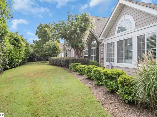 46 Fudora Cir, Simpsonville, SC 29681