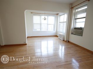 2414 28th St APT 2B, Astoria, NY 11102