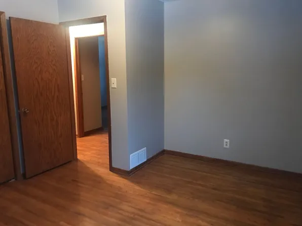 4912 Oak St, Baxter, MN 56425
