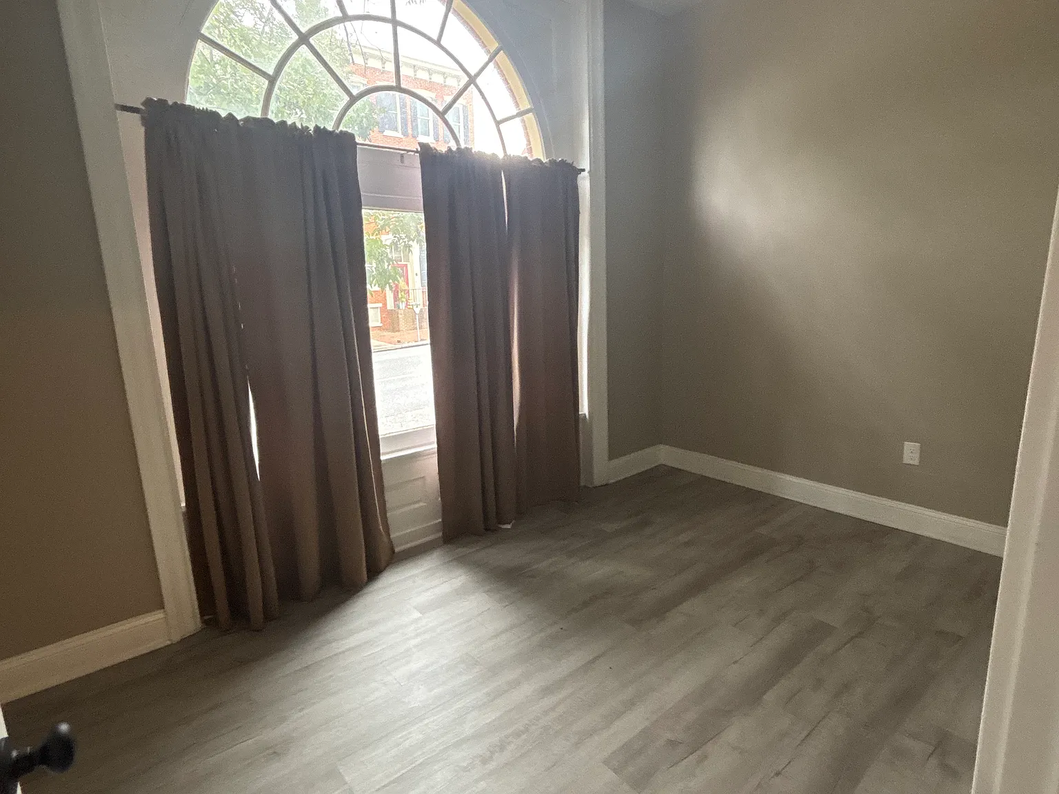 2 bed, $1,250 — Photo 4