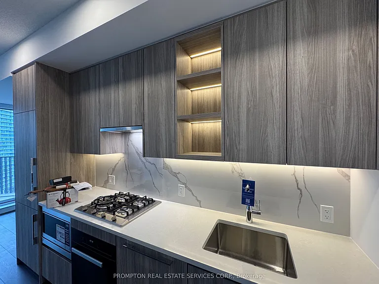 18 Esther Shiner Blvd #1512 — Photo 11