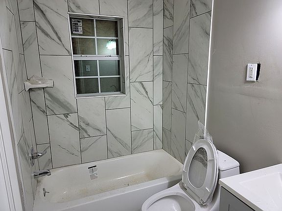 3rd image of 3318 E Rosita Cir