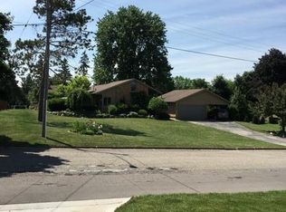 708 N Rainbow Dr, Clare, MI 48617