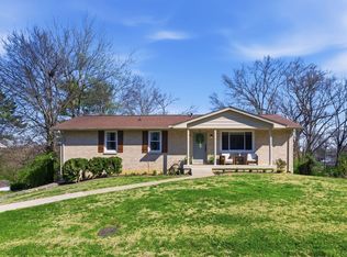 518 Adamwood Dr, Nashville, TN 37211