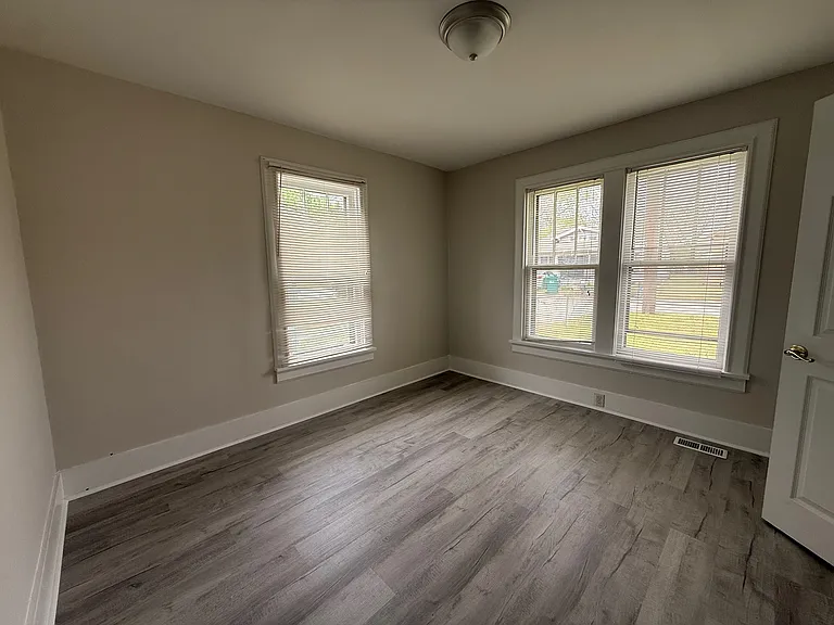 106 Mason St — Photo 14