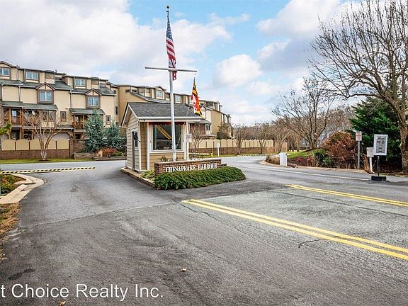 3rd image of 7050 Harbour Village Ct #1-102