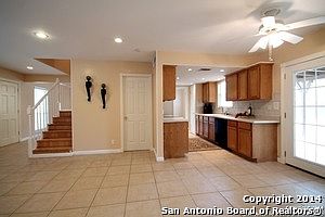 5th image of 4442 Haymarket St