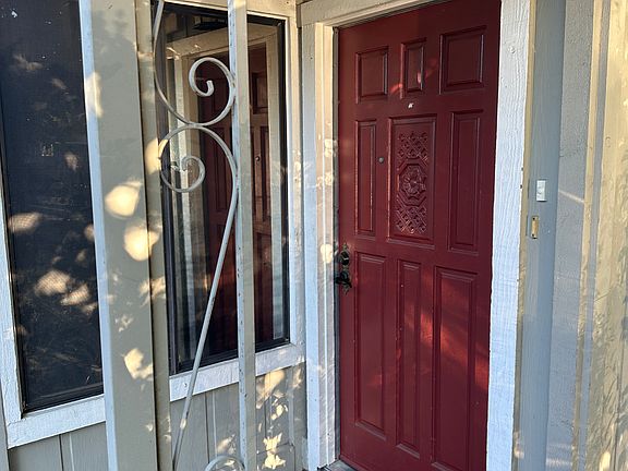2nd image of 6827 Trovita Way #6827