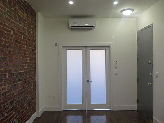 3rd image of 804 Greene Ave #A