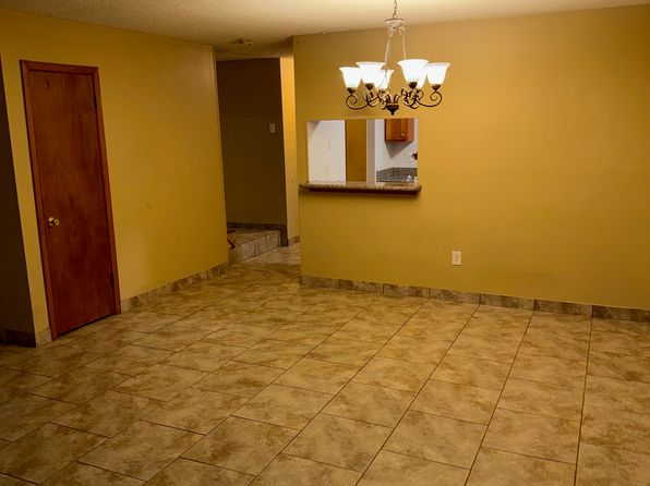 24 Brandon Hall Dr APT B