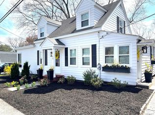 15 Topping Rd, Andover, MA 01810