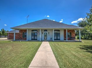 1025 Ashley Ln, Commerce, TX 75428