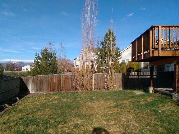 2nd image of 3541 Larkspur Dr