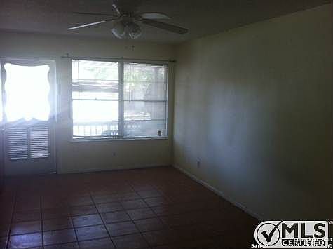 1st image of 216 Bloomfield Dr