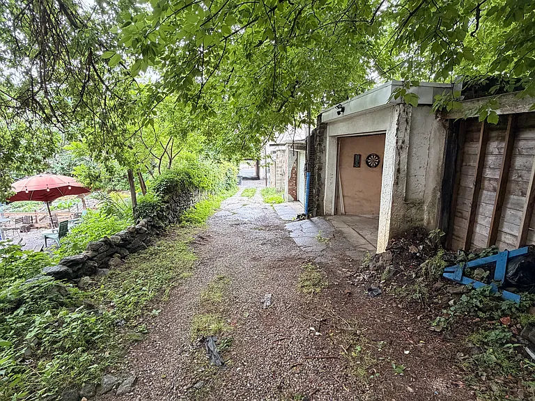 Driveway, off of Main Street