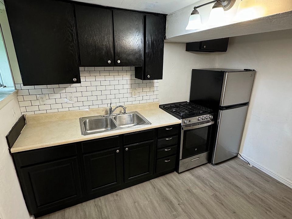 1st image of 1019 E 400 S