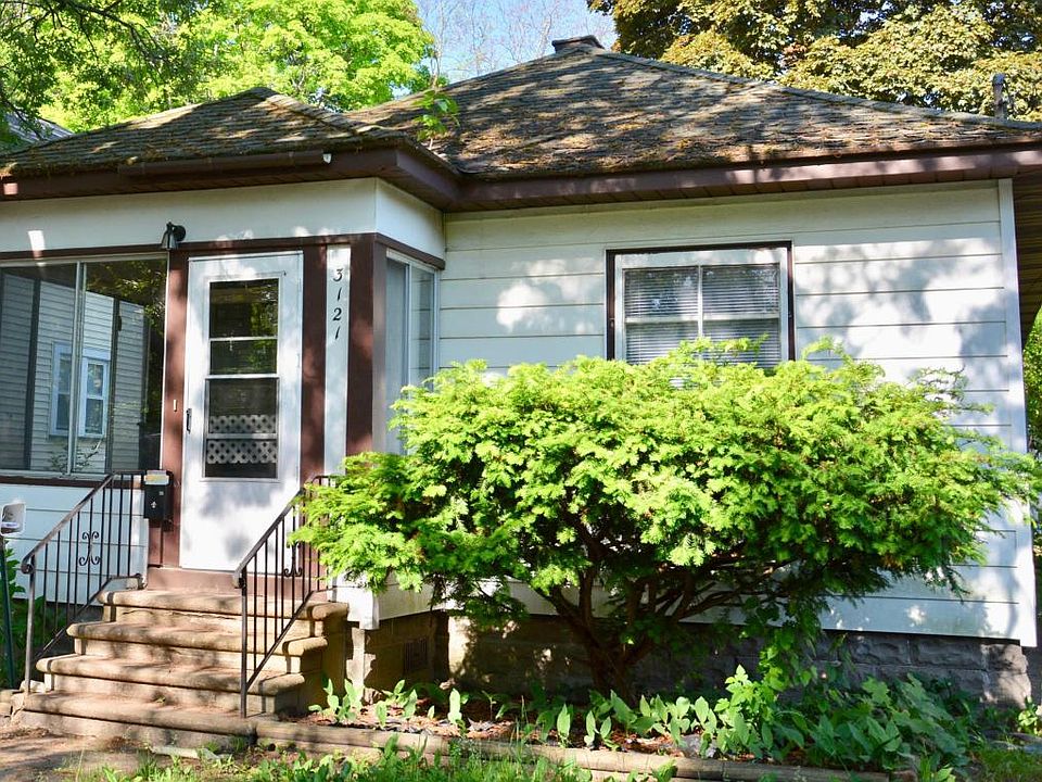 1st image of 3121 Peck St