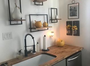 2200 Lawn St, Racine, WI 53404