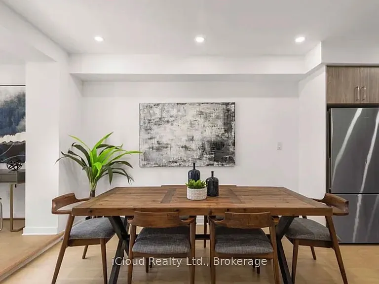 386 Coxwell Ave — Photo 35