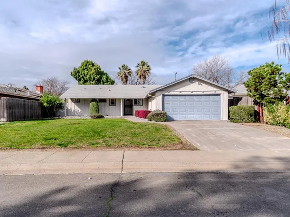 7330 Tamoshanter Way, Sacramento, CA 95822