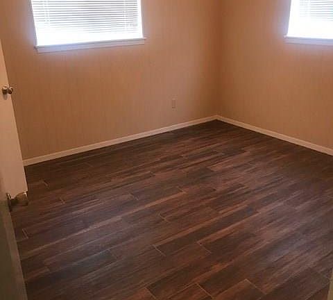 5th image of 166 Lullwood Dr