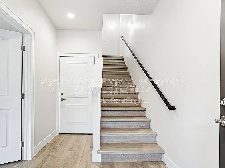 4334 N Greentrail Ln — Photo 10