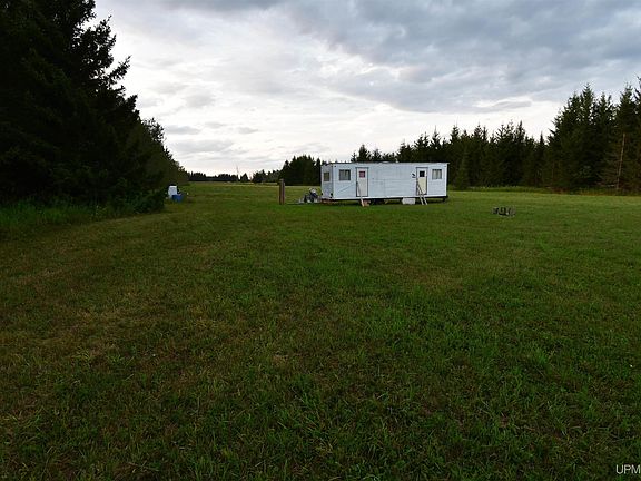 2nd image of W 5th Rd