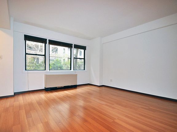 2nd image of 55 E 9th St APT 1P