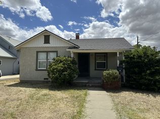 30 N 5th St, Patterson, CA 95363