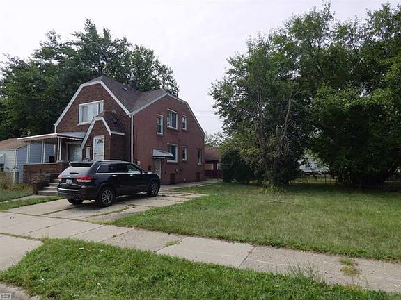 2nd image of 20745 Eastwood Blvd