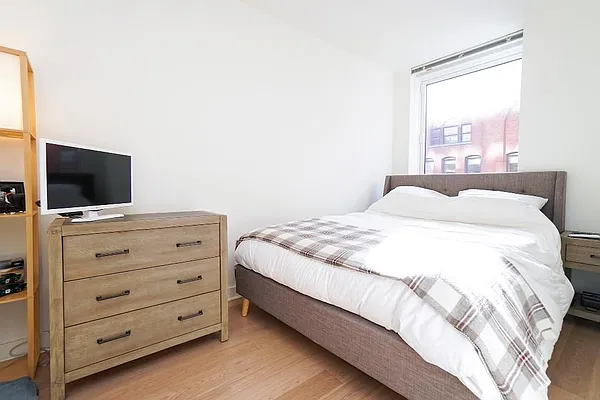 Rented by Camelot Realty Group | media 66