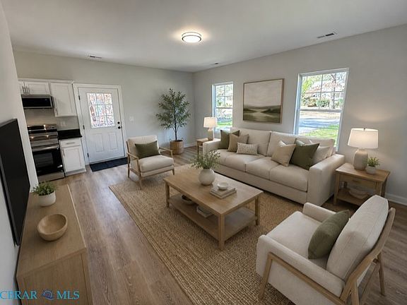 2nd image of 12401 Cedar Trl