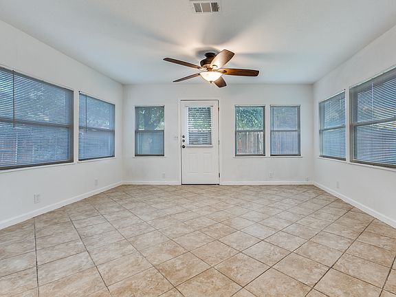 3rd image of 108 Mariana Dr