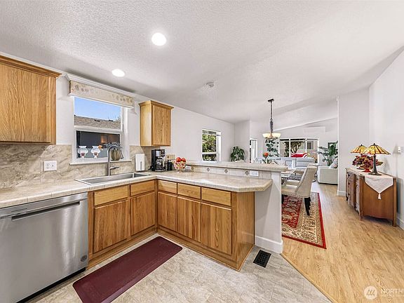 4th image of 6350 Portal Way Unit 20