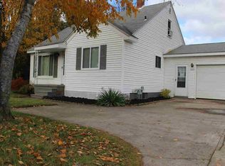 2408 North Rd, Fenton, MI 48430