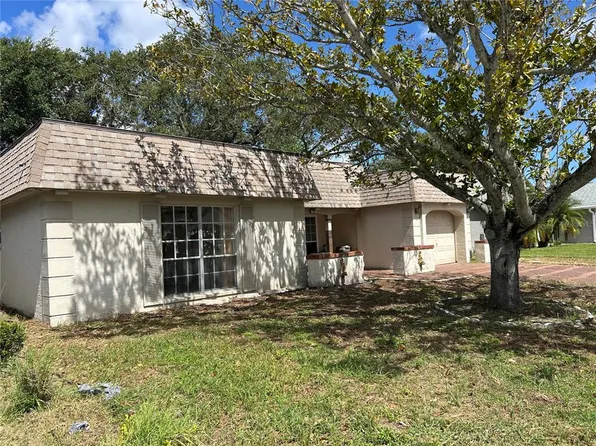 3601 Landale Dr, Holiday, FL 34691