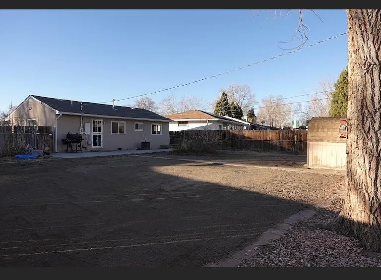 3116 Fairmount Ln — Photo 9