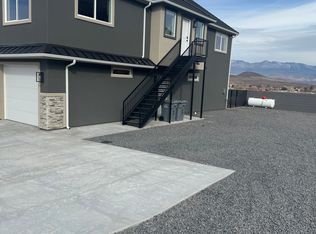 934 W Rock View Dr #1, Hurricane, UT 84737