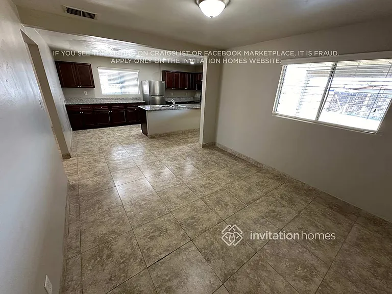 2211 W Palo Verde Dr — Photo 5