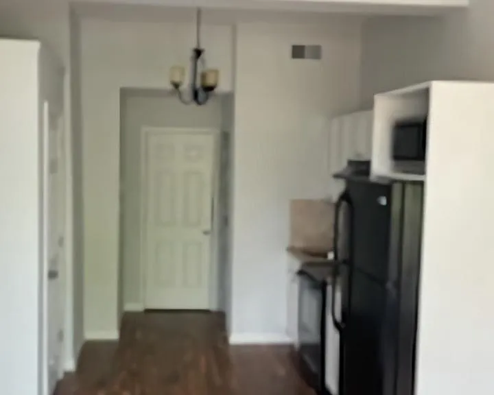 197 Main St #STUDIO UTIL INCLUDED — Photo 7
