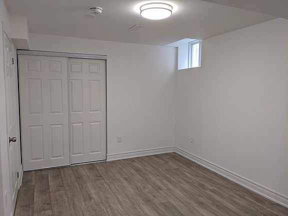 4th image of 4637 Sandford Farm Dr