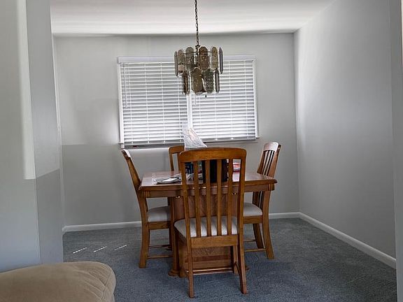 5th image of 550 Beverly Dr