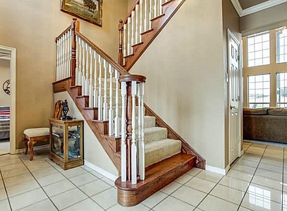 4th image of 107 Crescent View Dr
